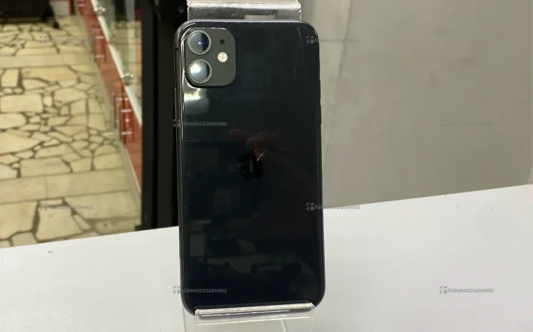 Apple iPhone 11 4/64 ГБ