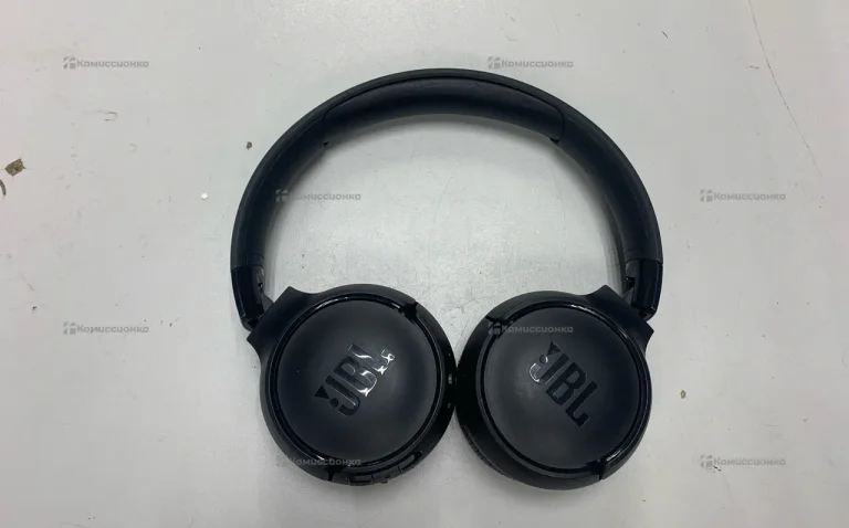 Наушники  JBL tune 520bt