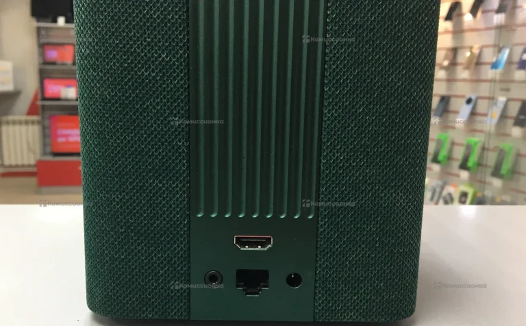 Колонка Яндекс Станция с Алисой