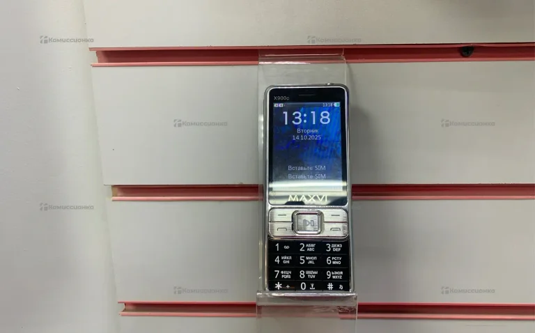 Телефон Maxvi X900