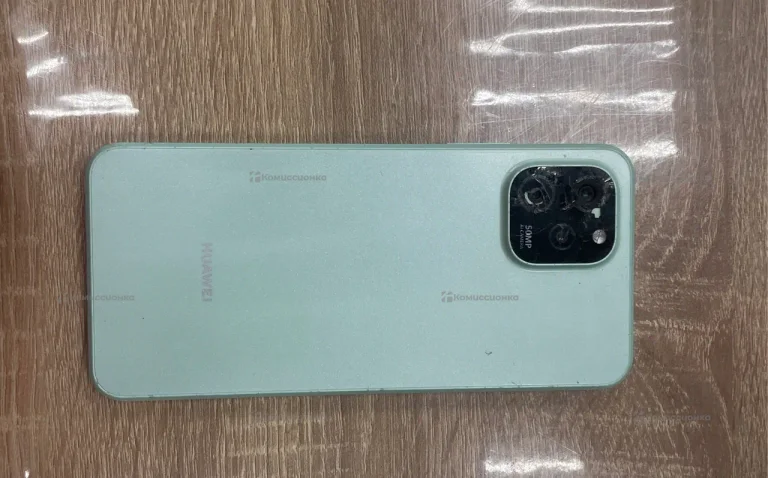 Huawei nova Y61 6/64 ГБ