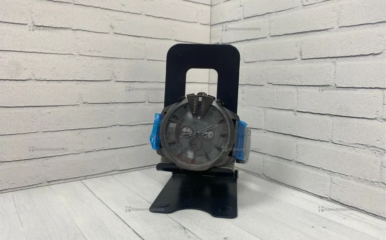 Часы  Diesel