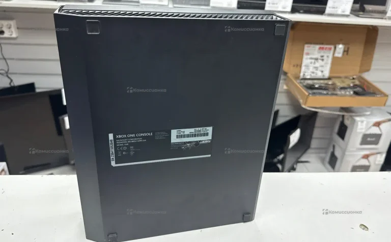 Приставка Xbox One 500Gb