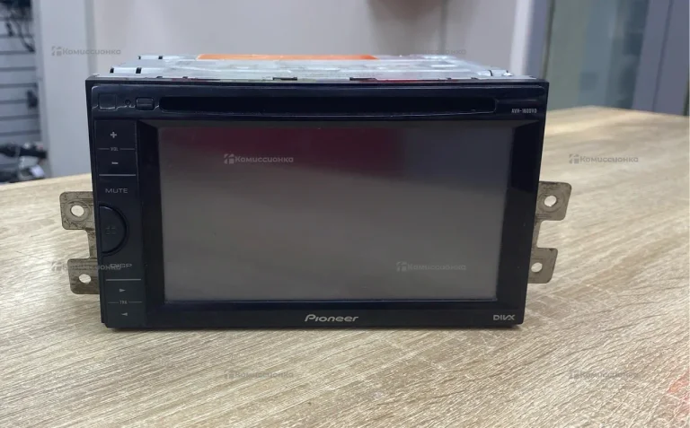 Автомагнитола  Pioneer AVH-160DVD