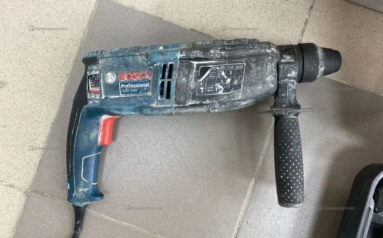 Перфоратор Bosch GBH 240