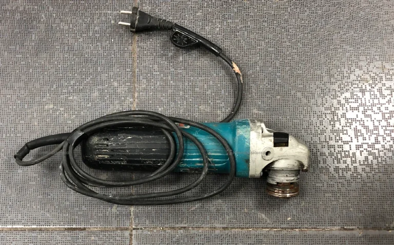 УШМ makita GA5030