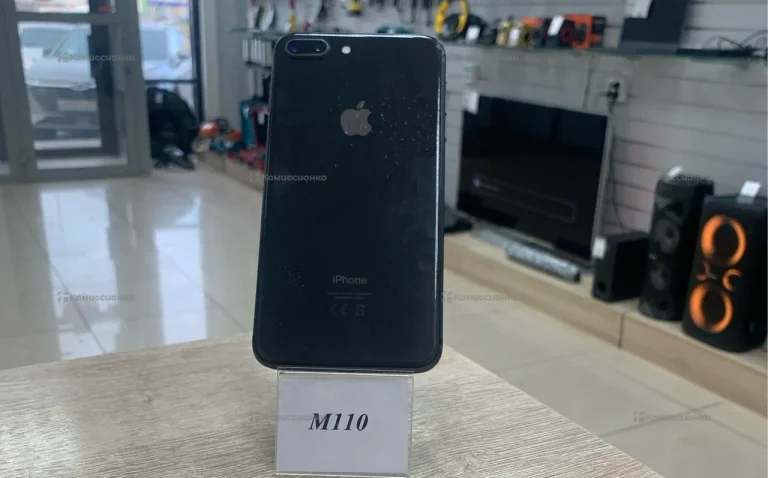 Apple iPhone 8 Plus 3/64 ГБ