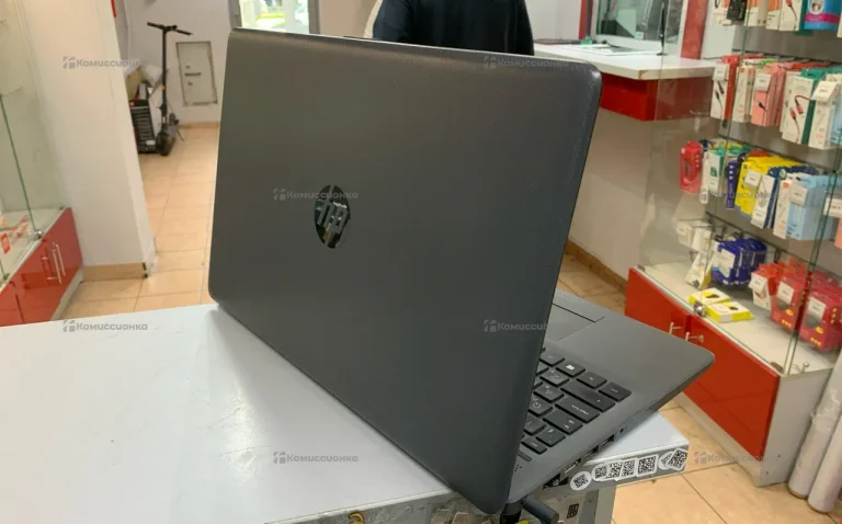 Ноутбук HP 250 G7