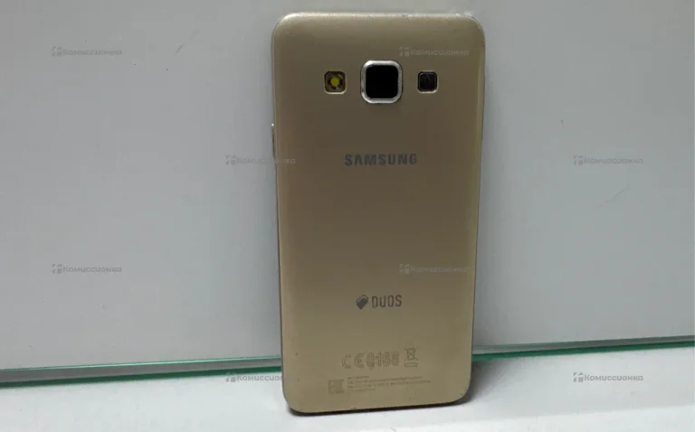Samsung Galaxy A3 1/16 ГБ