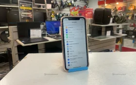 Apple iPhone XR 3/128 ГБ