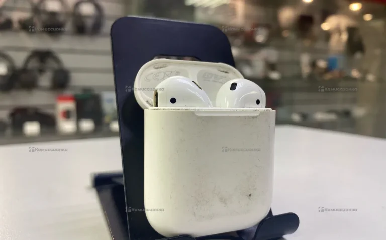 Наушники  AirPods