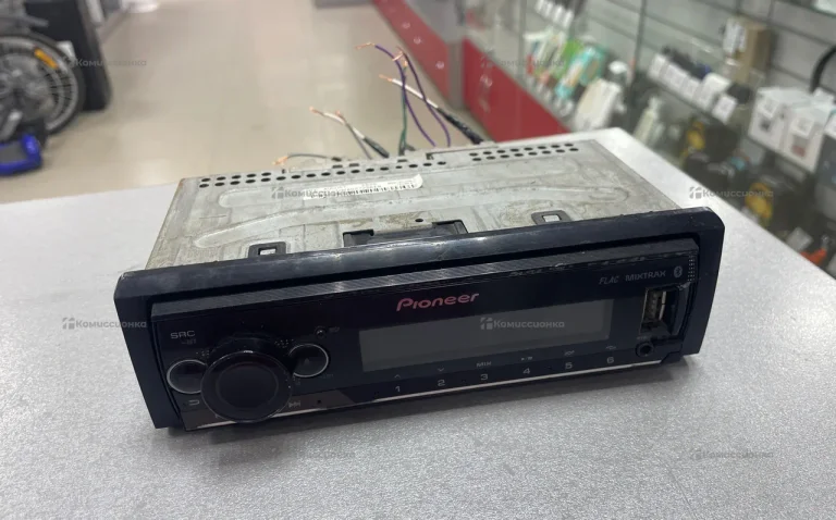 Автомагнитола  Pioneer MVH-s520bt