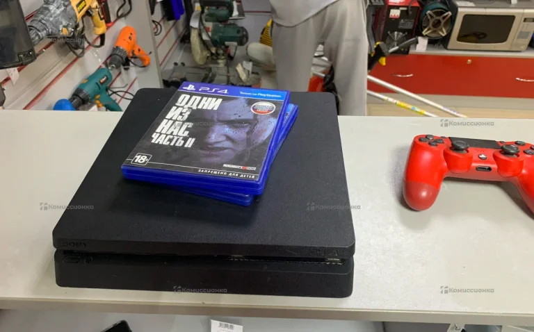 Приставка PlayStation 4 Slim 500Gb