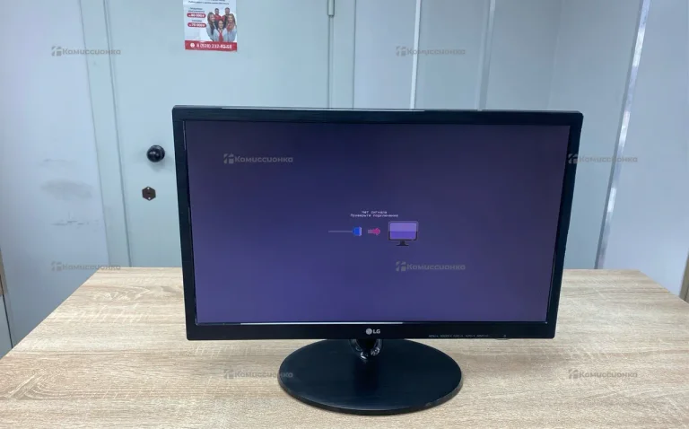 Монитор LG  22m38a