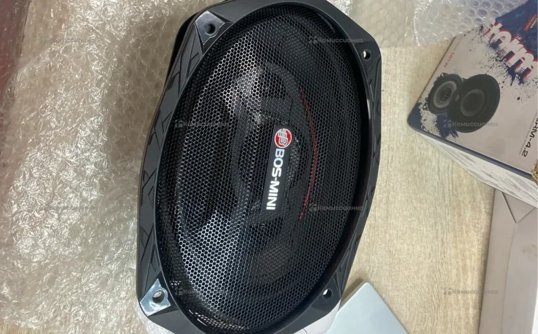 Автомобильные колонки Bos-6981