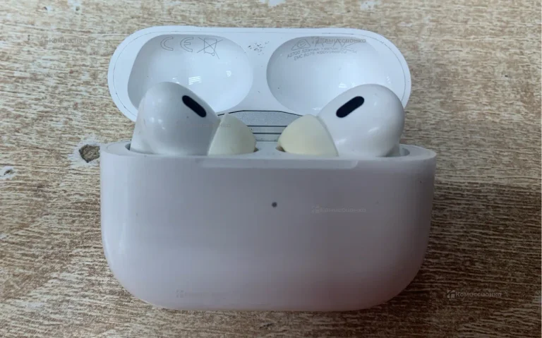 Наушники AirPods Pro 2 Lighting