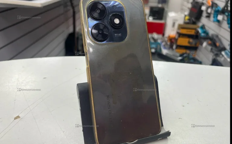 Tecno Spark 20C 4/128 ГБ
