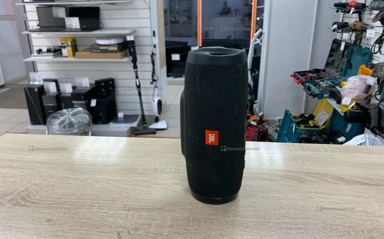 Колонка  JBL Charge 3