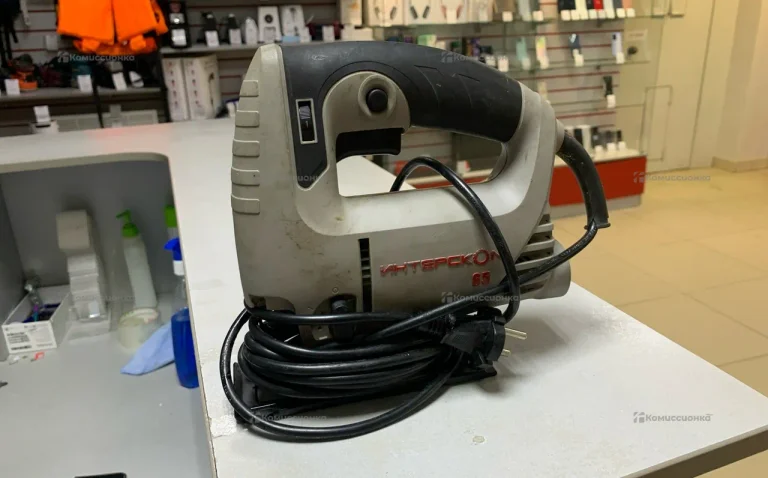 Электролобзик Интерскол МП-65/550Э