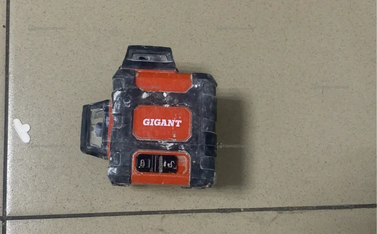 Лазерный уровень GIGANT