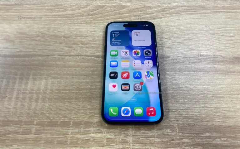 Apple iPhone 15 6/128 ГБ
