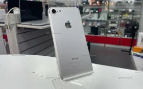 Apple iPhone 7 2/32 ГБ