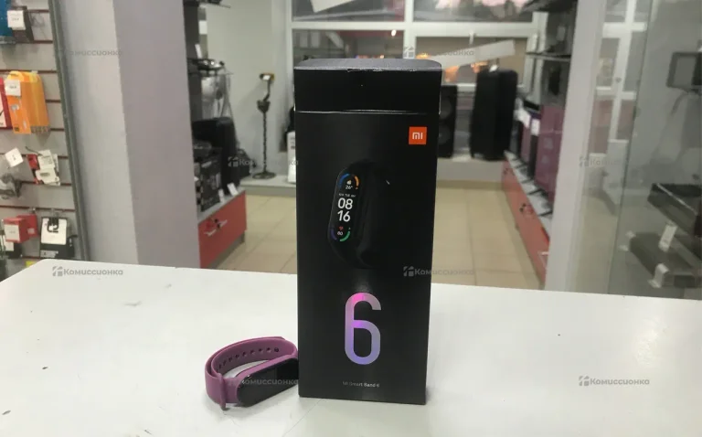 Часы  Mi Band 3