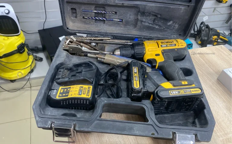 Дрель шуруповерт DeWalt dcd771 ks