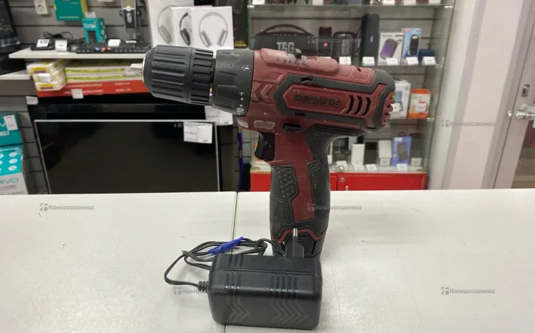 Аккумуляторная дрель-шуруповерт RedVerg RD-SD10L/2