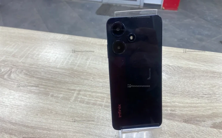 Infinix Hot 30i 8/128 ГБ