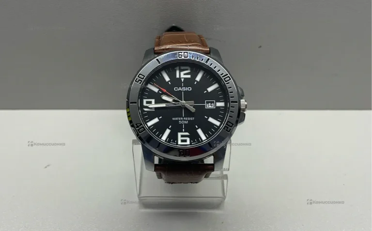Часы  Casio