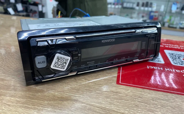 Автомагнитола  Kenwood KMM-122Y