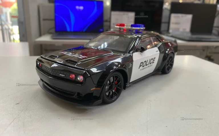 Машинка Dodge