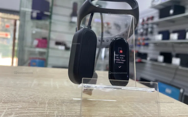 Часы  mi band 3