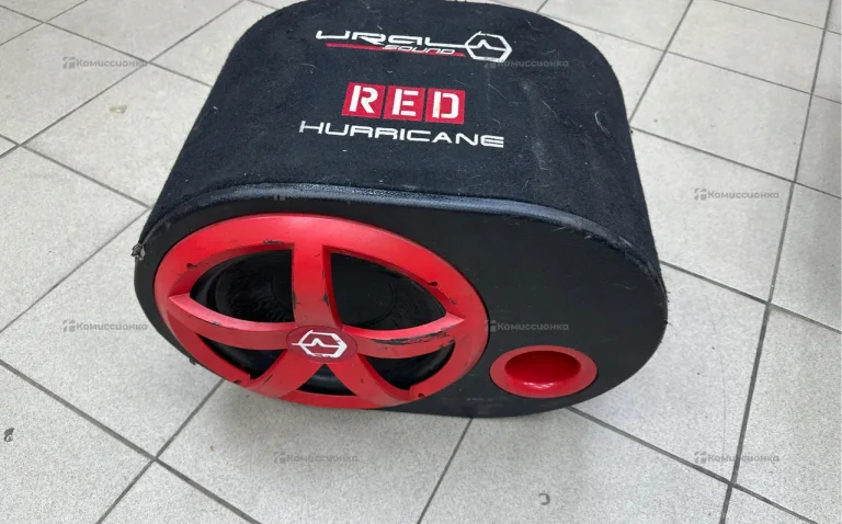 Сабвуфер  Ural Red Huricane