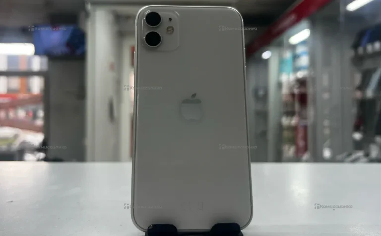 Apple iPhone 11 4/64 ГБ