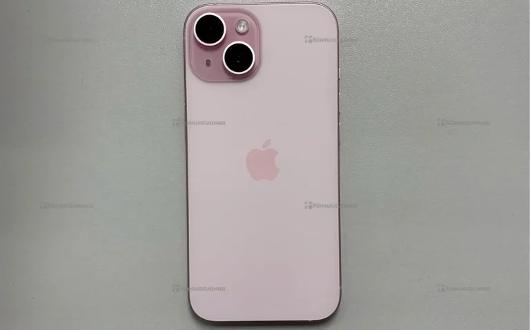 Apple iPhone 15 6/128 ГБ