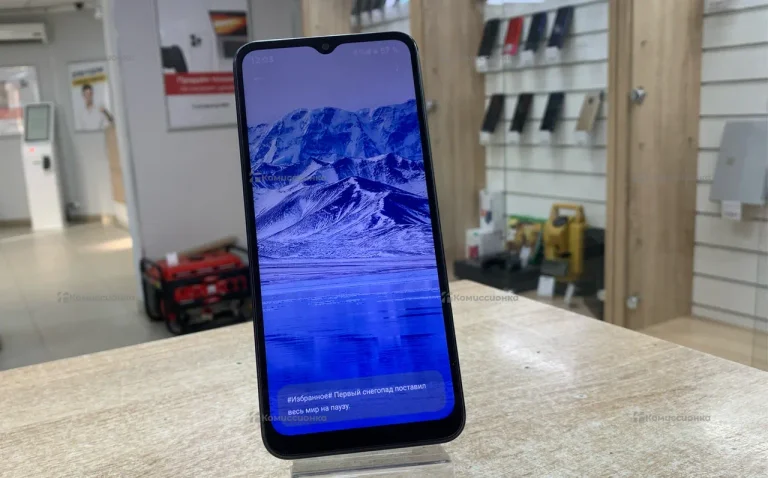 Realme C33 4/128 ГБ