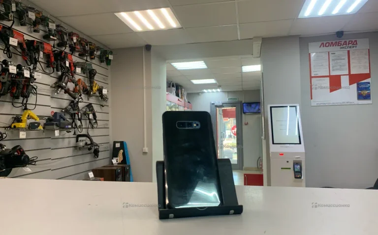 Samsung Galaxy S10E 6/128Gb