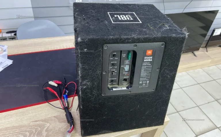 Сабвуфер  JBL STAGE 800BA