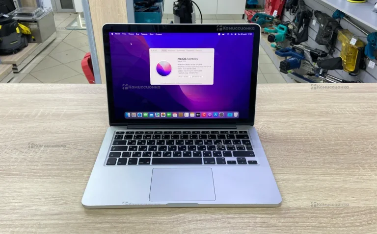 Ноутбук Apple MacBook Pro 13 2015