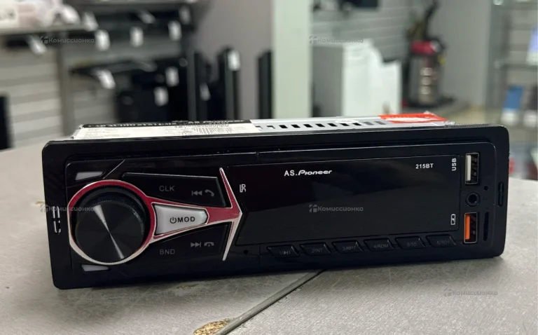 Автомагнитола  Pioneer 215BT