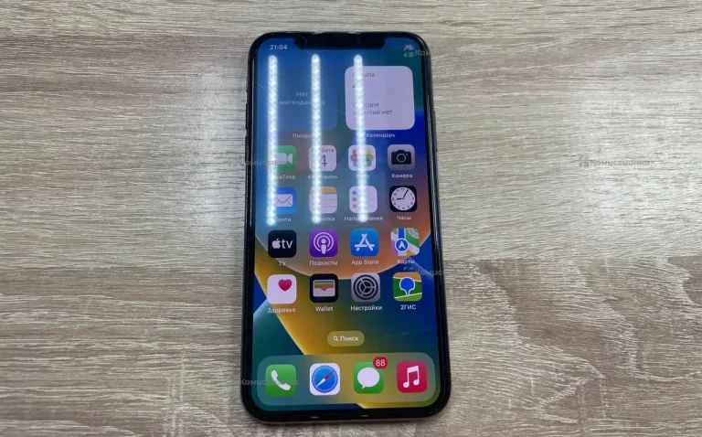 Apple iPhone X 3/64 ГБ