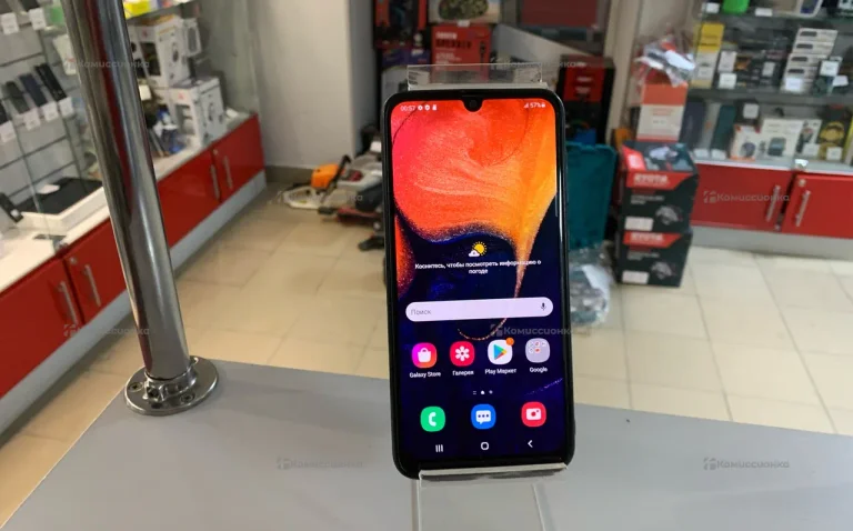 Samsung Galaxy A50 4/64 ГБ