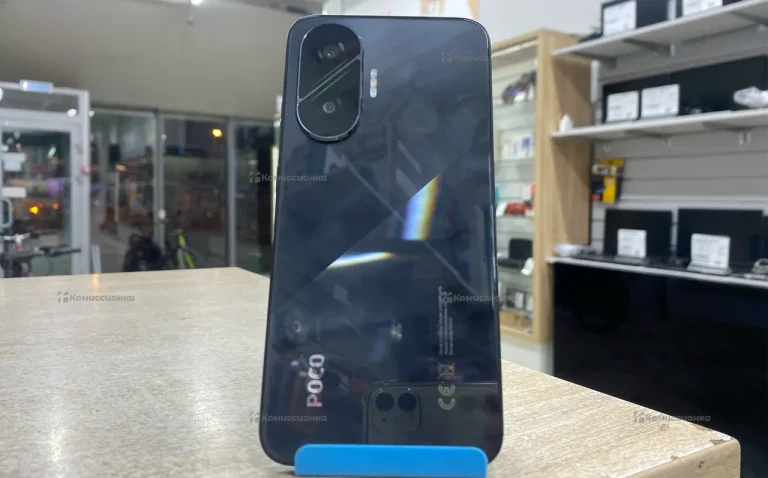 Poco f7 512