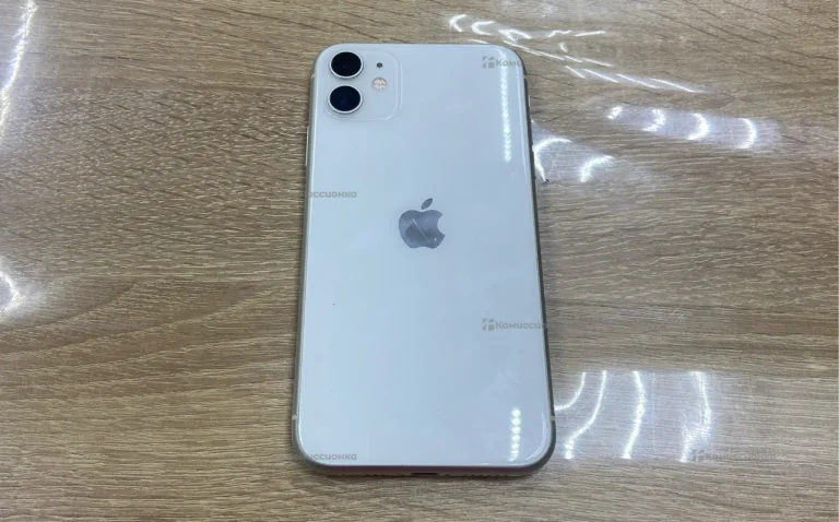 Apple iPhone 11 64 ГБ