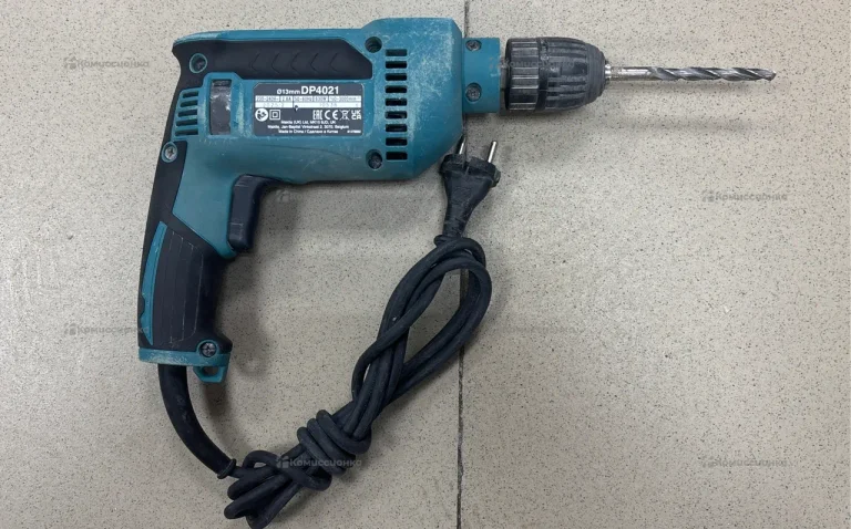 Дрель Makita DP4021