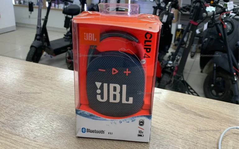 Колонка  JBL Clip 4