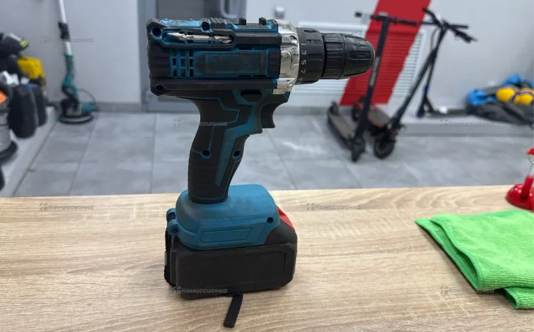 Шуруповерт реплика Makita