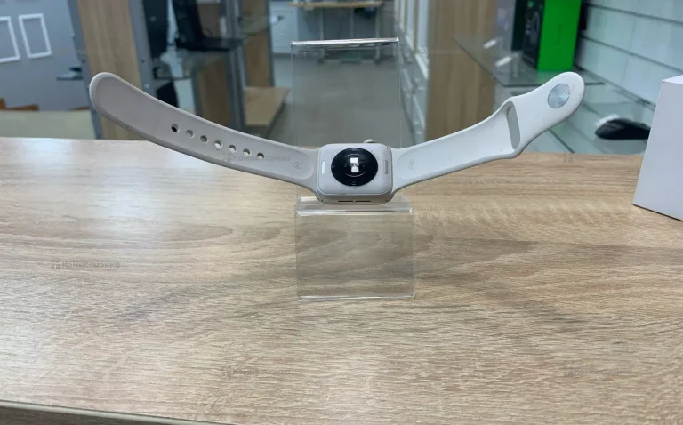 Часы  Apple Watch SE (2gen)